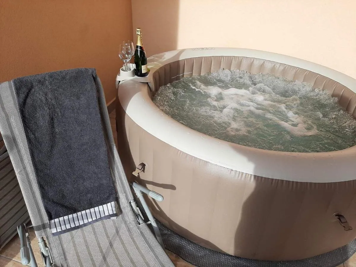 Dani Apartment Kostrena